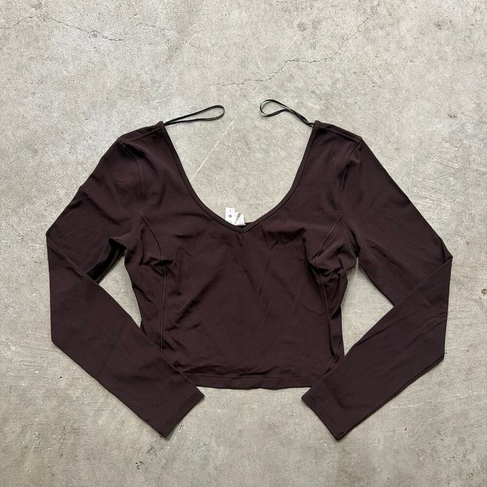 Lululemon Brown V-Neck Long Sleeve Cropped Top Slim Fit Stretch Size 8